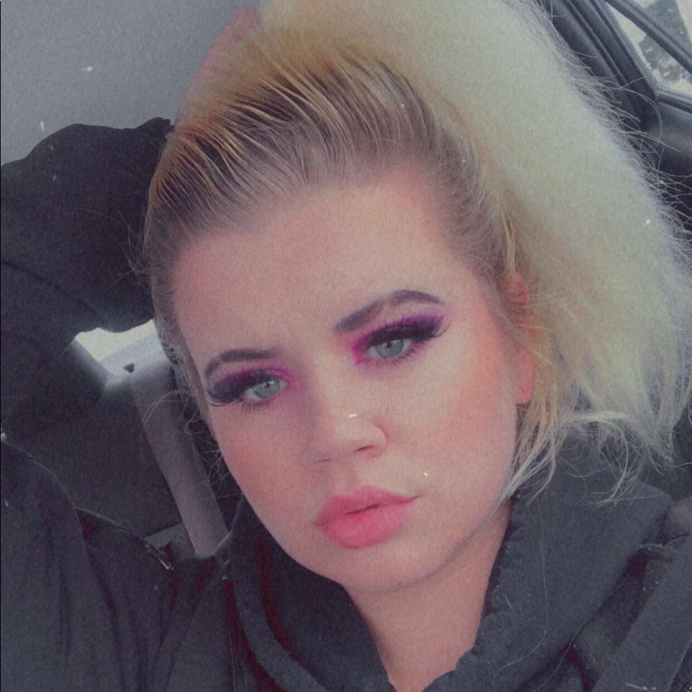 Meet your Posher, Paige